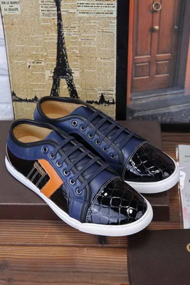 Gucci Fashion Casual Men Shoes_075